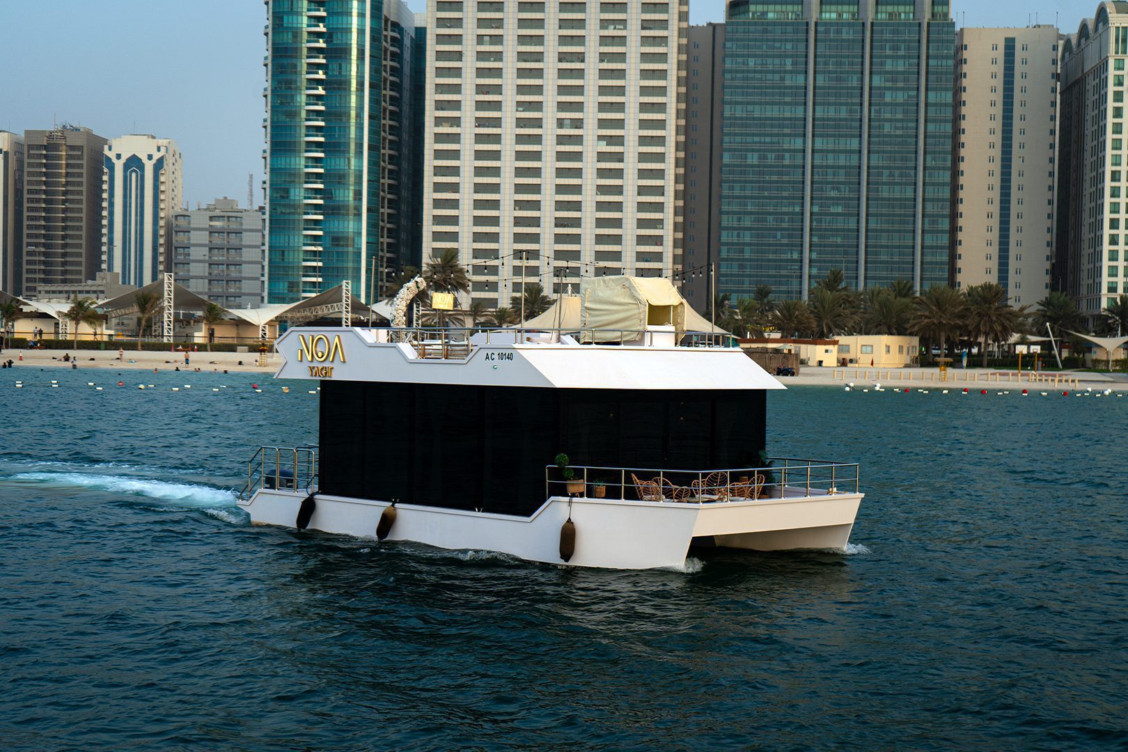 Noa Yacht - Yach Rental Abu Dhabi